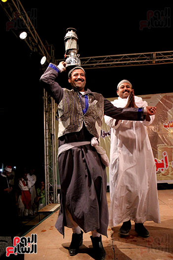 فرقة الفنون الشعبية في سوهاج تشارك في حفل ابو سمبل باسوان